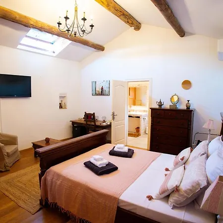 Mas De L'hospitalet Gites Aux Portes De Cevennes Guest house Bagard