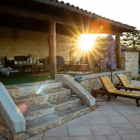 Mas De L'hospitalet Gites Aux Portes De Cevennes Guest house